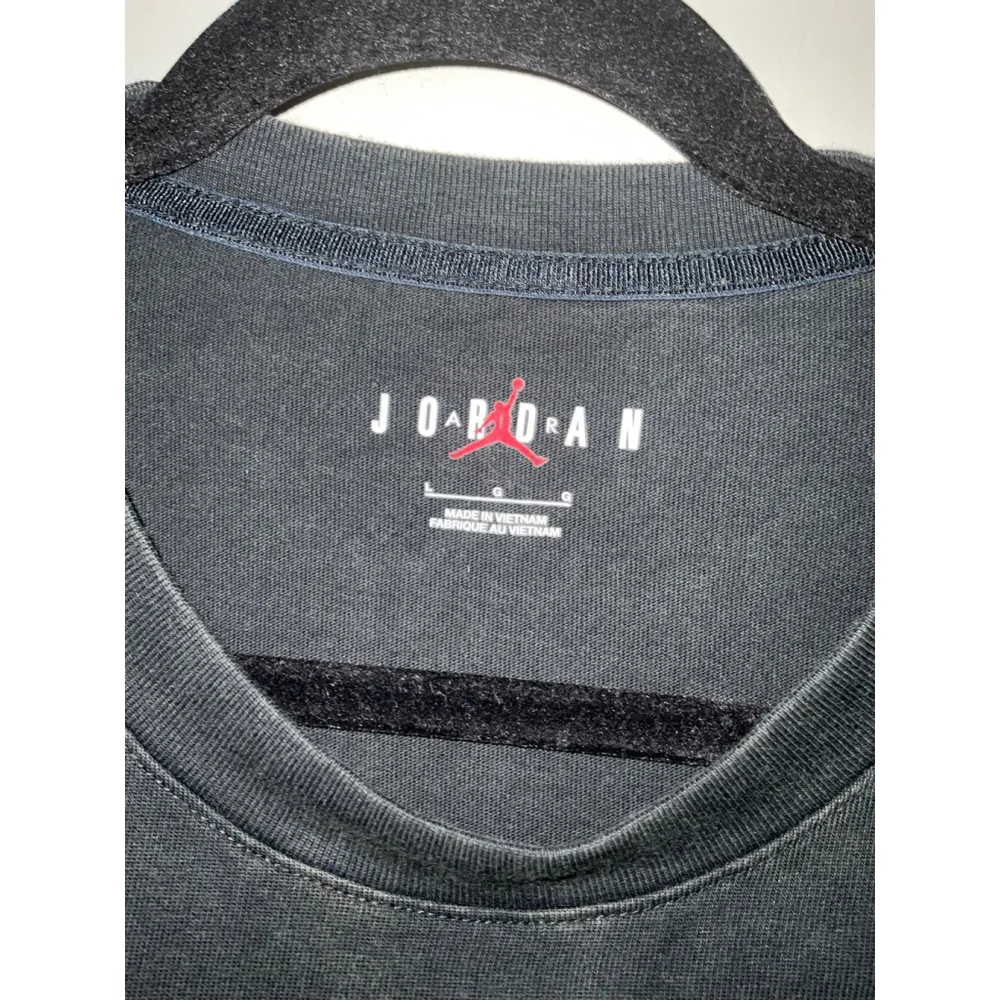 Jordan Flight Essentials Men's Graphic T-Shirt